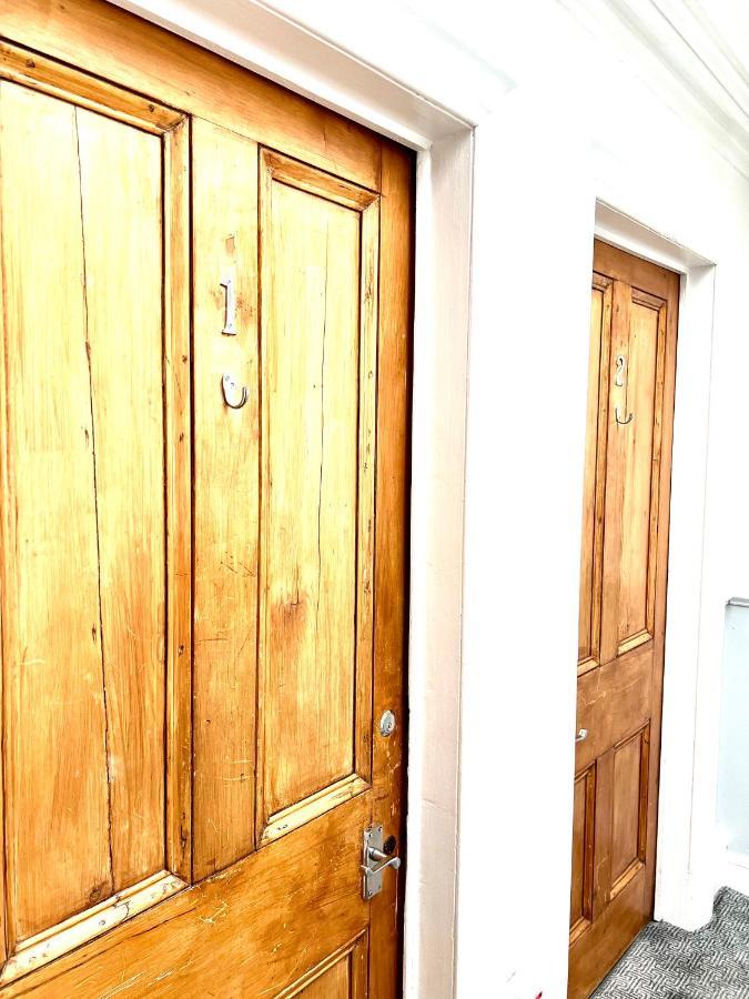 Bythesea Guest House エアー エクステリア 写真
