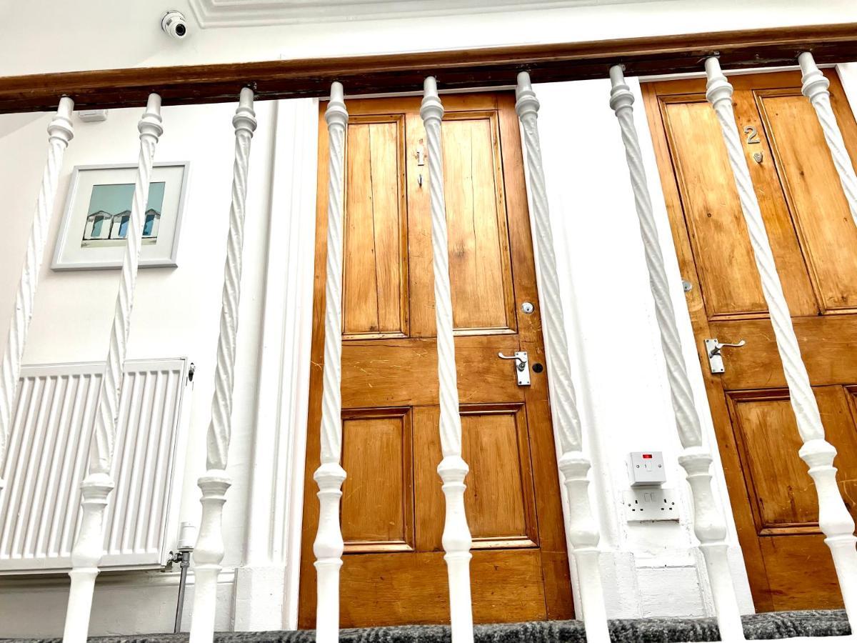 Bythesea Guest House エアー エクステリア 写真